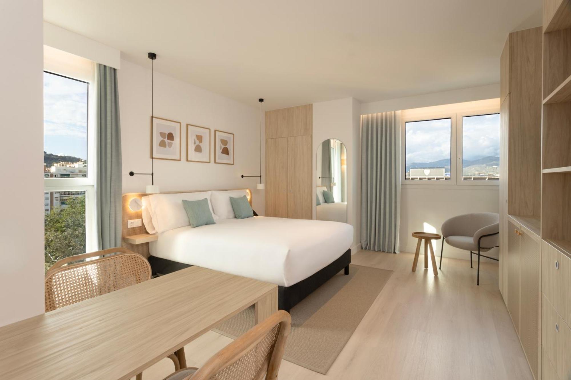 Staybridge Suites & Apartments Malaga By Ihg Экстерьер фото